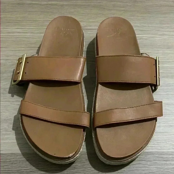 Sorel Tan Leather Sandals - Picture 1 of 4